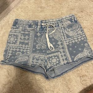 Z Supply Paisley Comfy Shorts Size Small
